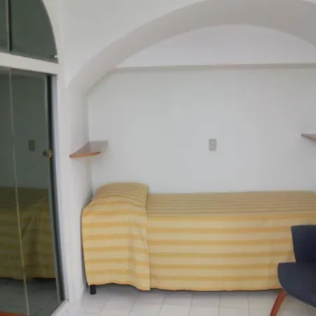 Pensión Holidays Baia D'amalfi 4*