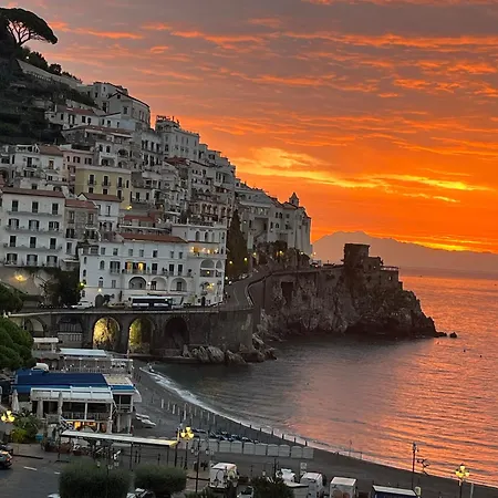 Holidays Baia D'amalfi Amalfi