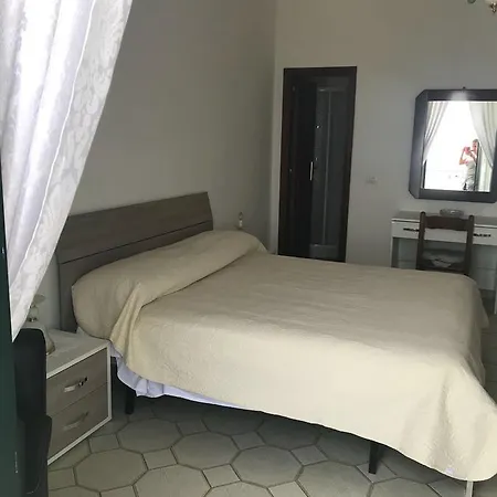 Holidays Baia D'amalfi 4*