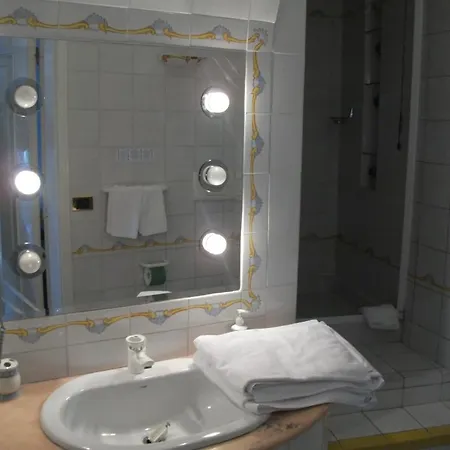 Pensionat Holidays Baia D'amalfi